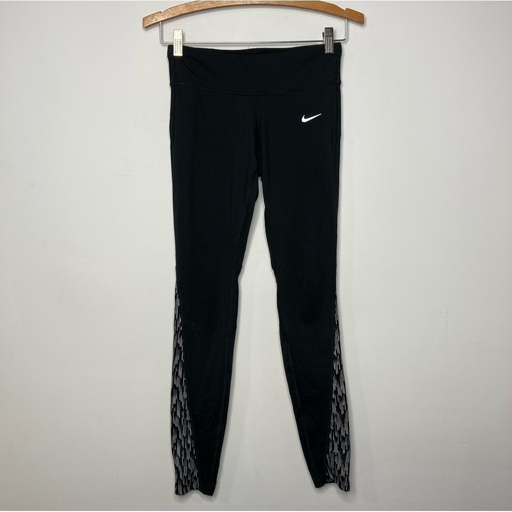 Nike dry fit leggings size small‎